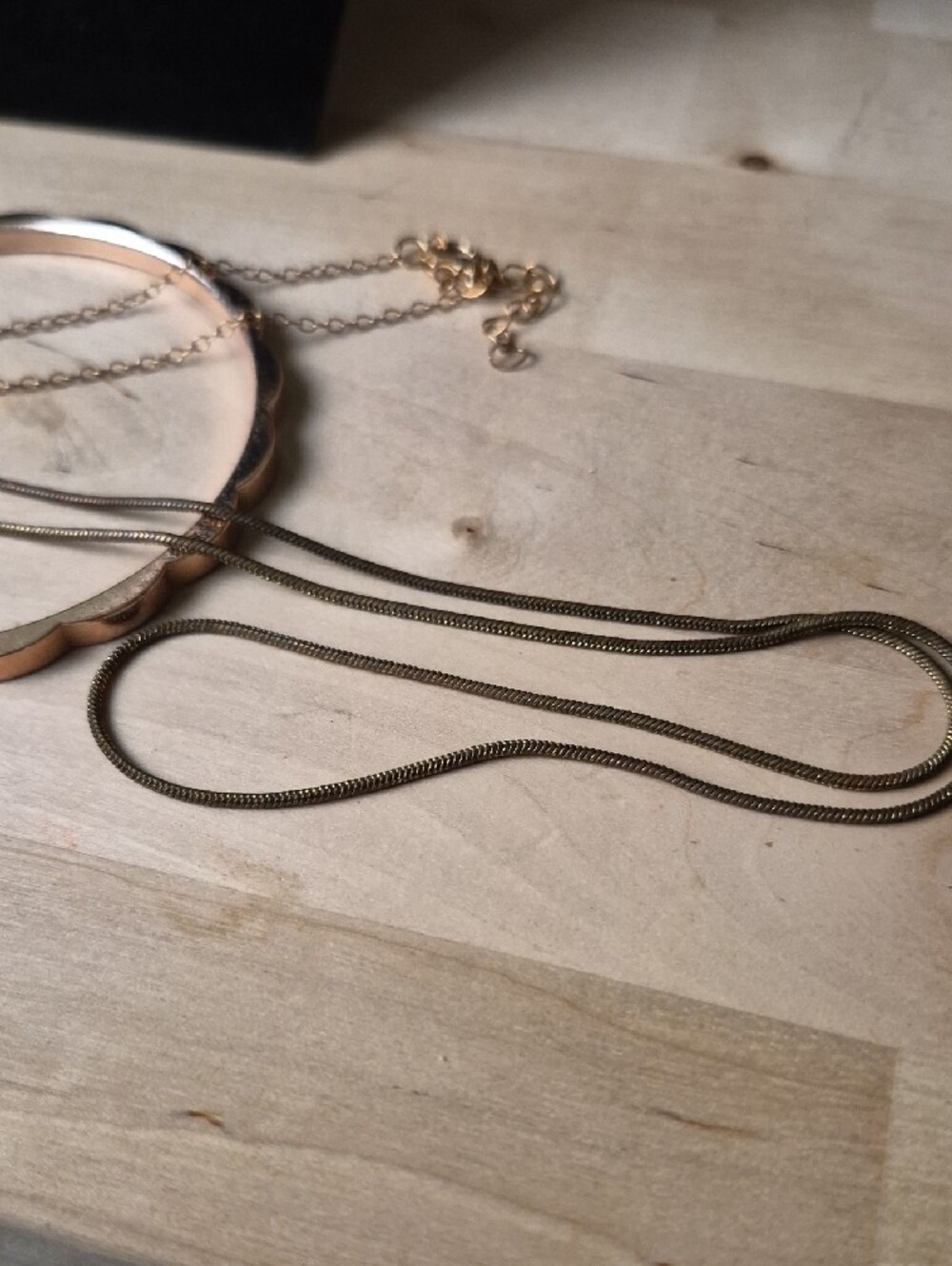 Source Unknown Gold-Tone Rope Necklace and Rose Gold Bracelets Set - Picture 5 of 8